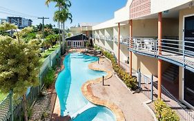 Tropical Queenslander Hotel Cairns
